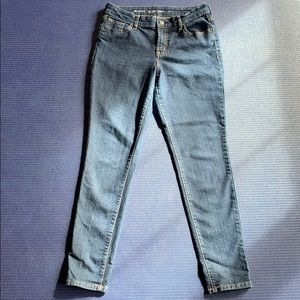Old navy Super Skinny mid Rise 6 Reg